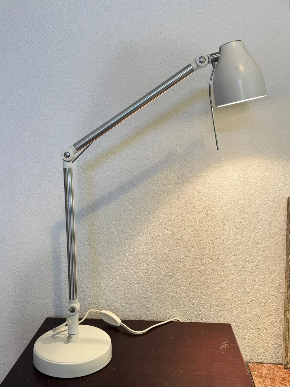 IKEA Tral White Desk Work Lamp Adjustable Arm Head Metal Light Articulating
